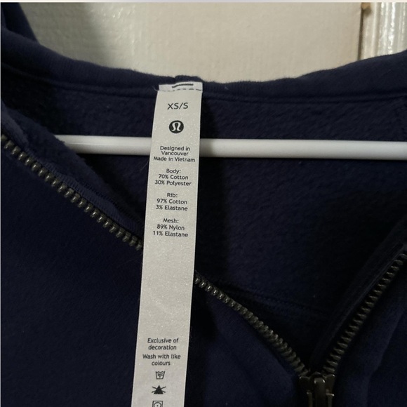 lululemon navy scuba - Picture 3 of 5